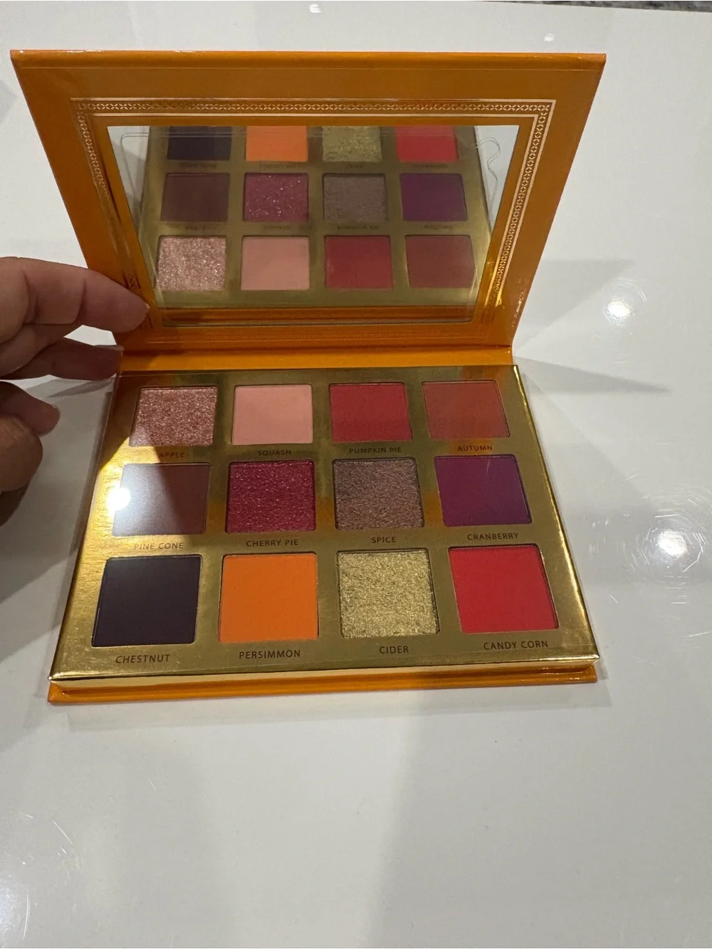 Ace Beaute Autumn Leaves Orange Bath & Body Gift Set